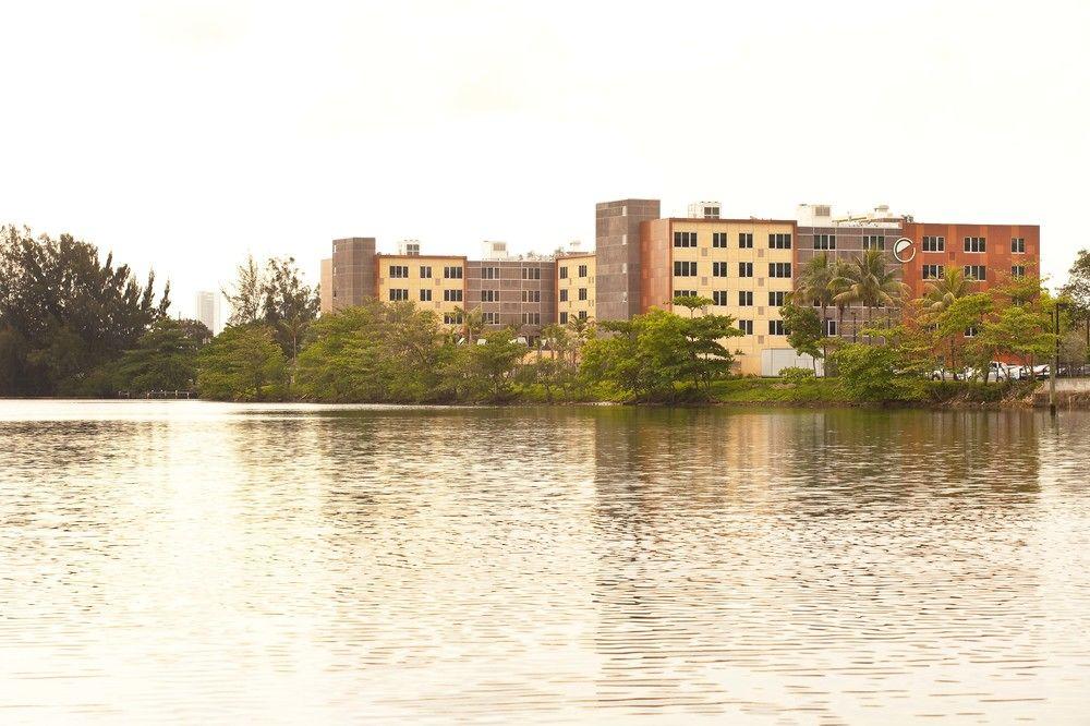 Element Miami International Airport Hotel Miami Springs Exterior photo