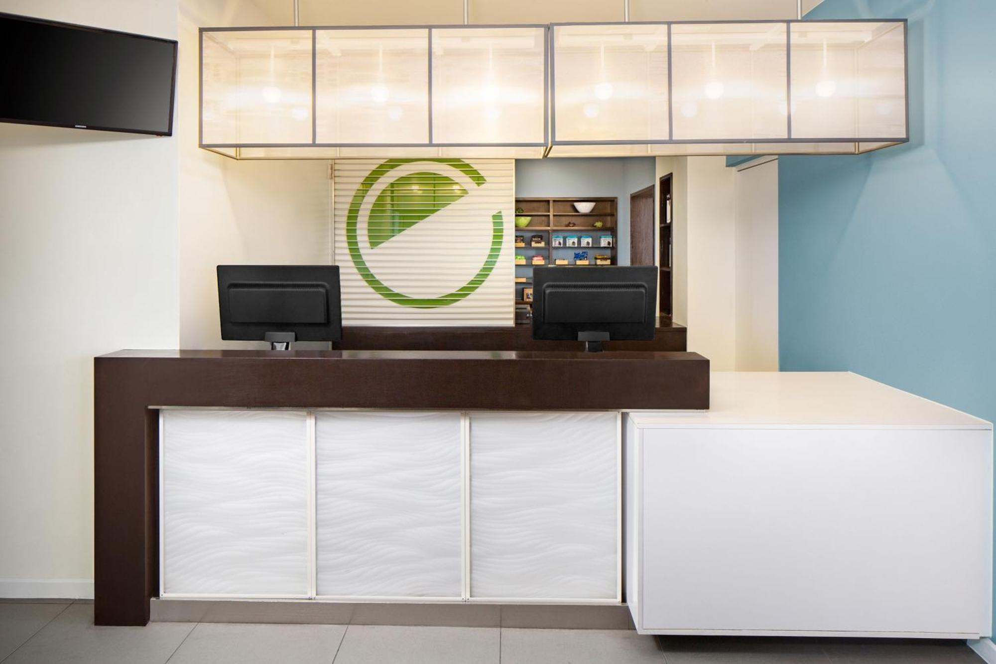 Element Miami International Airport Hotel Miami Springs Exterior photo